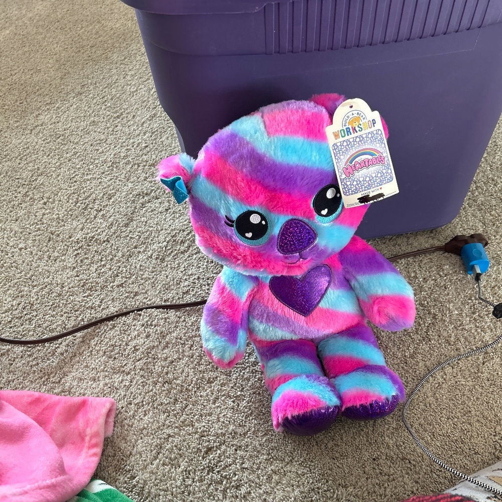 Build a bear, heartables  Teddy